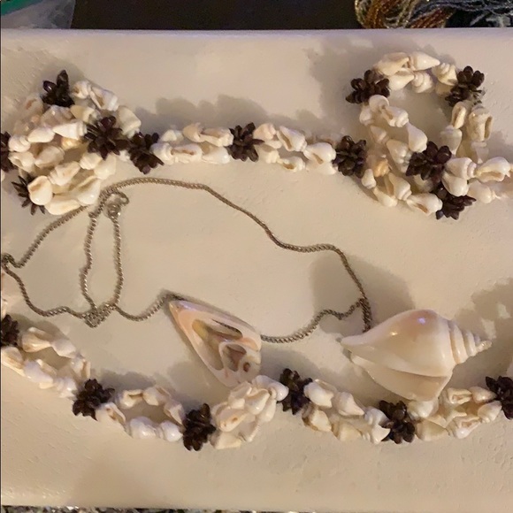 Jewelry - Vintage shell necklaces